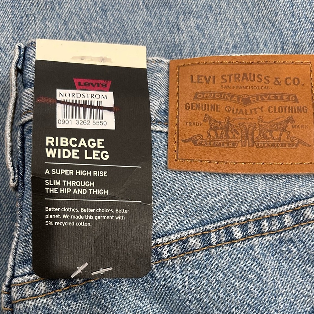 Levi's Light Blue Flare Women's Jeans - Picture 10 of 10